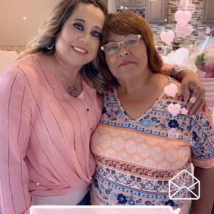 Meet your Posher, Lucila